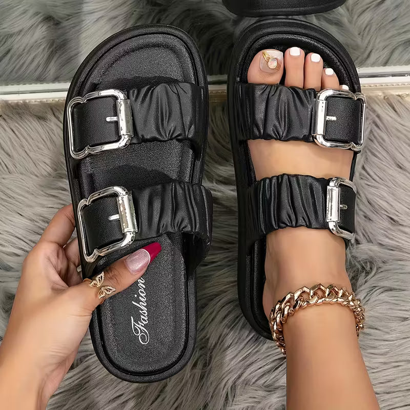 Sandalias cómodas con hebilla plateada para mujer